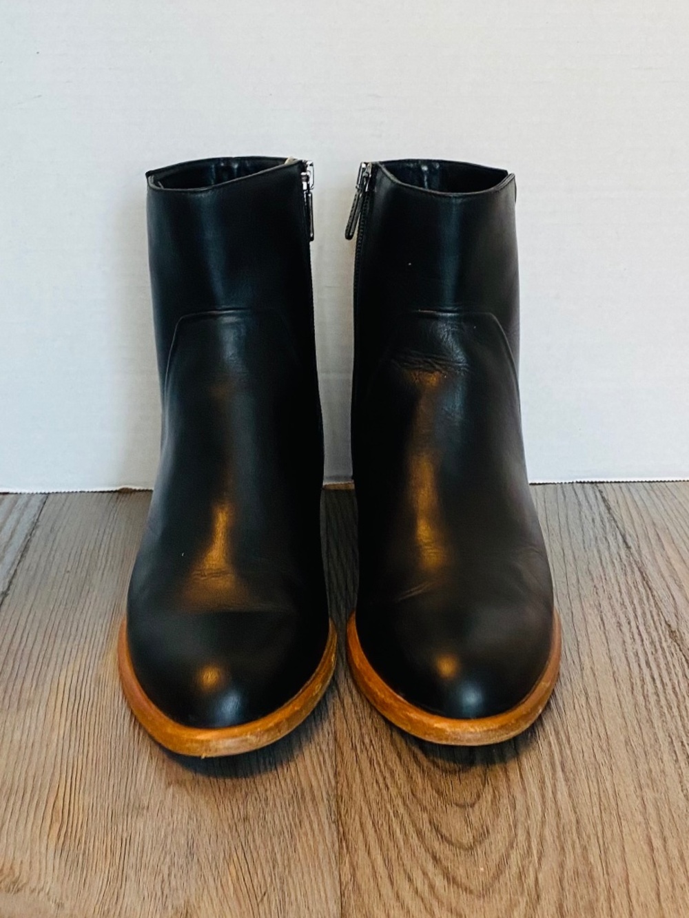Italeau, Italy,  Womens Handmade Black Leather Ankle Boots, 8.5 / 38.5.